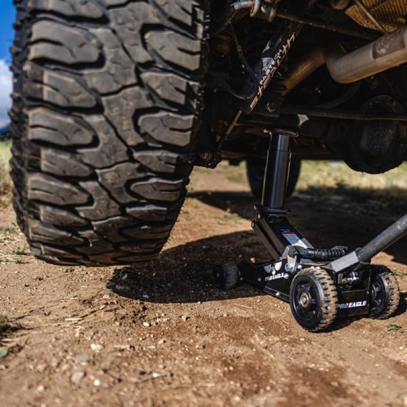 Pro Eagle 1.5 Ton Big Wheel Off Road Jack - Talon