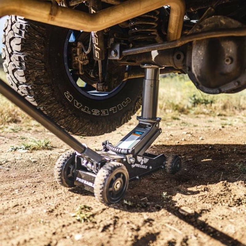 Pro Eagle 1.5 Ton Big Wheel Off Road Jack - Talon