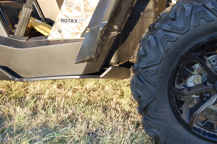 Trail Armor '14-'20 Can-Am Commander Max 1000 XT Full Skid Plate w/ Integrated Nerfs Slider
