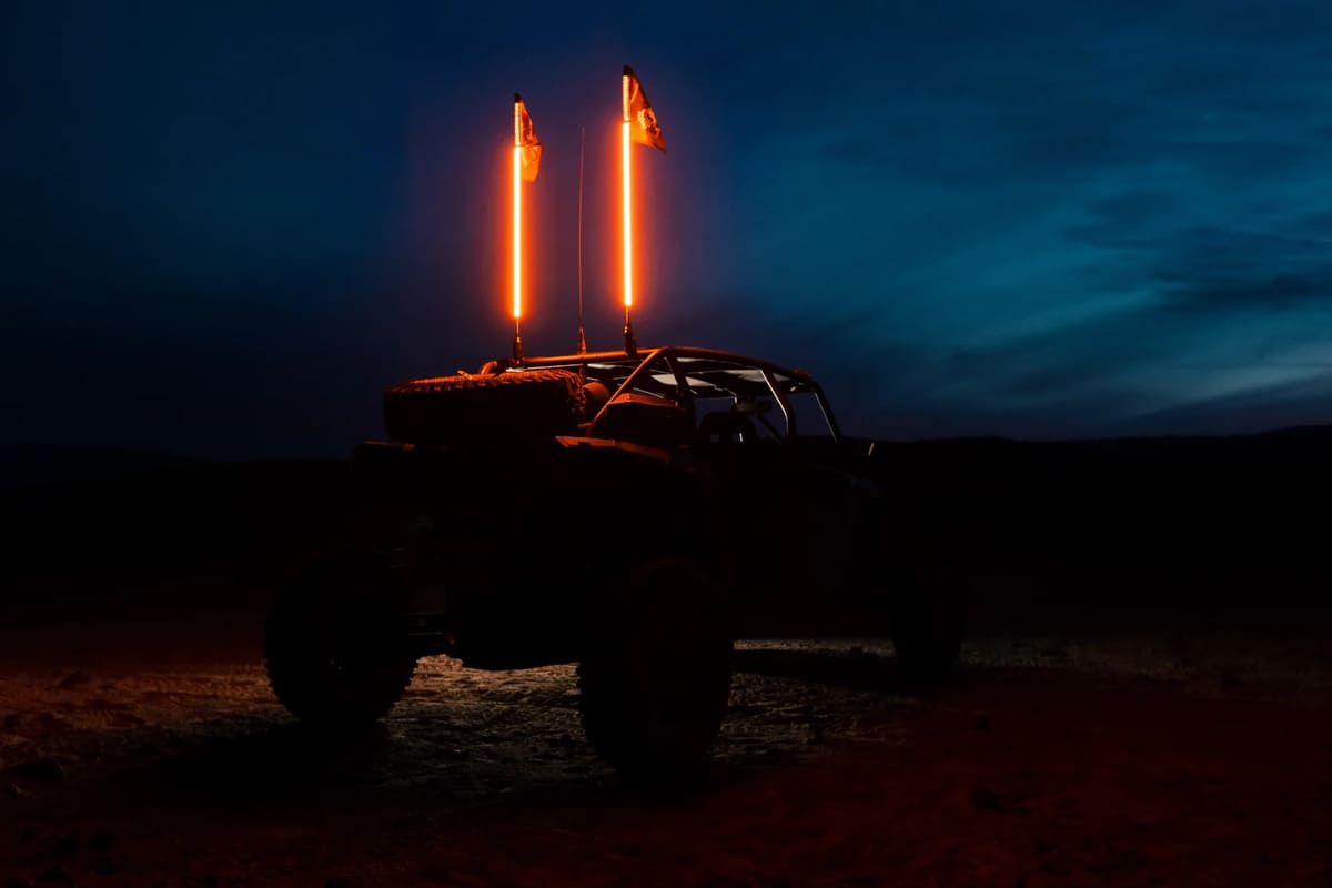 5150 Whip Platinum Hyper Color Whips