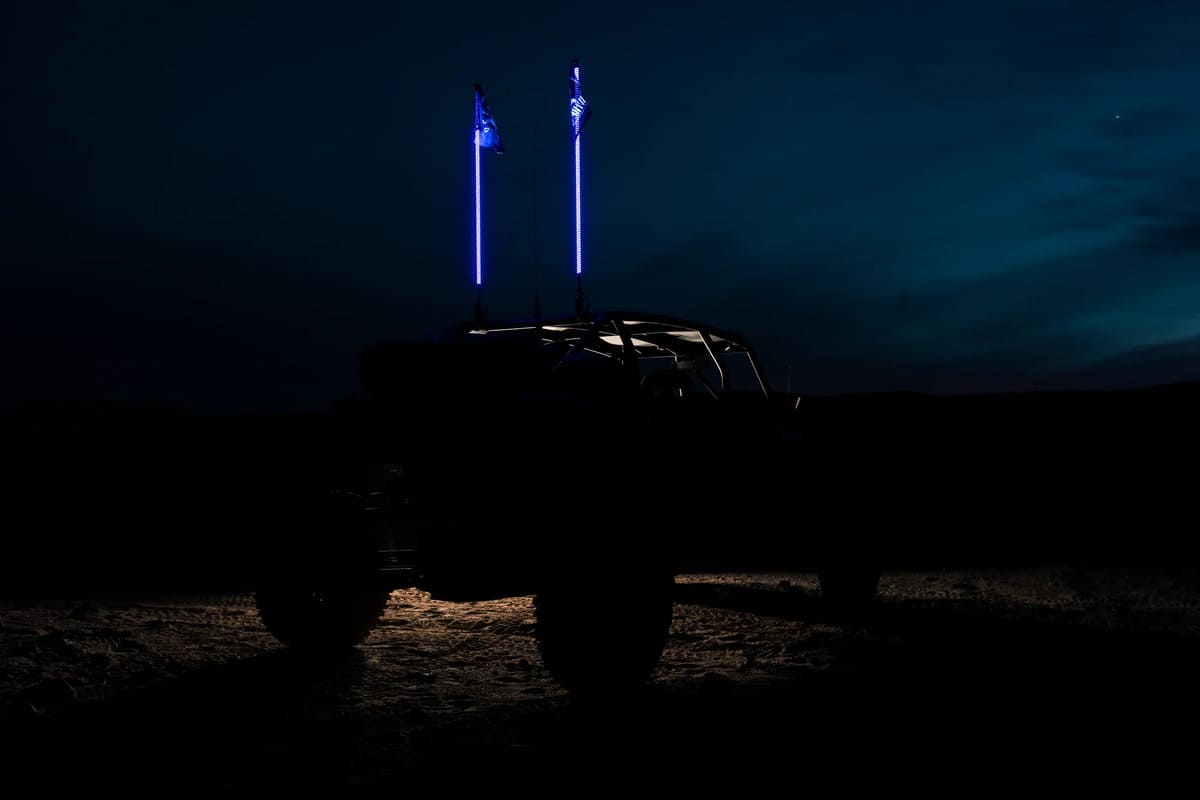 5150 Whip Platinum Hyper Color Whips