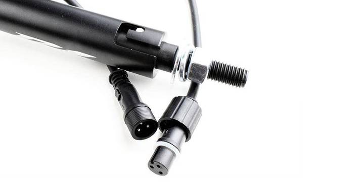 R1 Industries Remote 4' Wildcat Extreme LED Light Whips (Gen4 Pair)