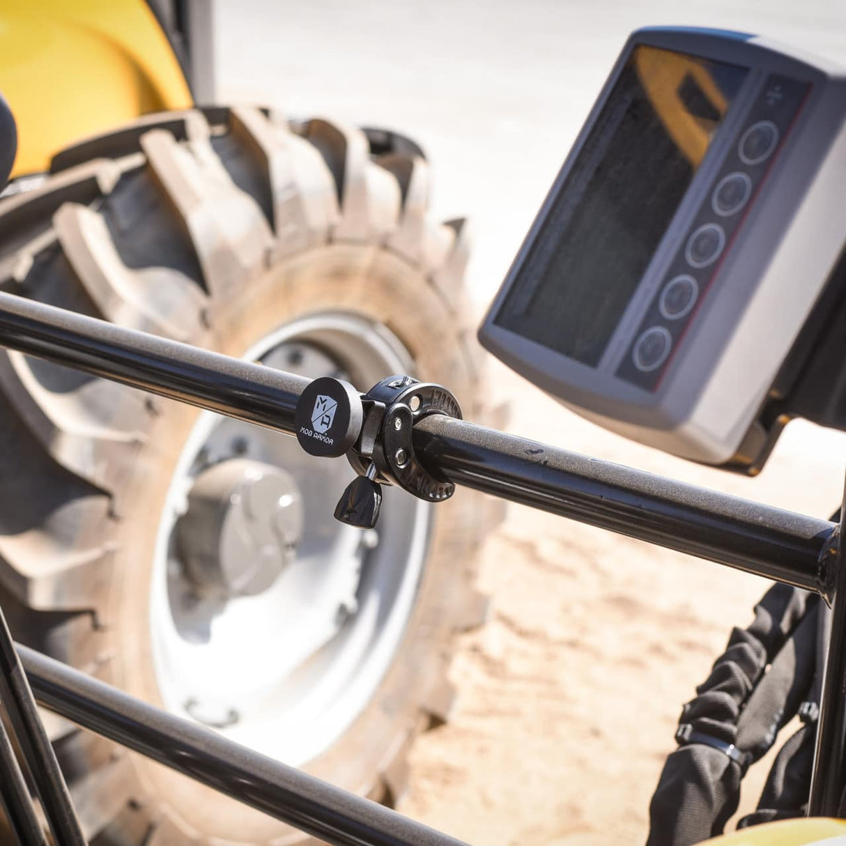 Mob Armor MobNetic Claw