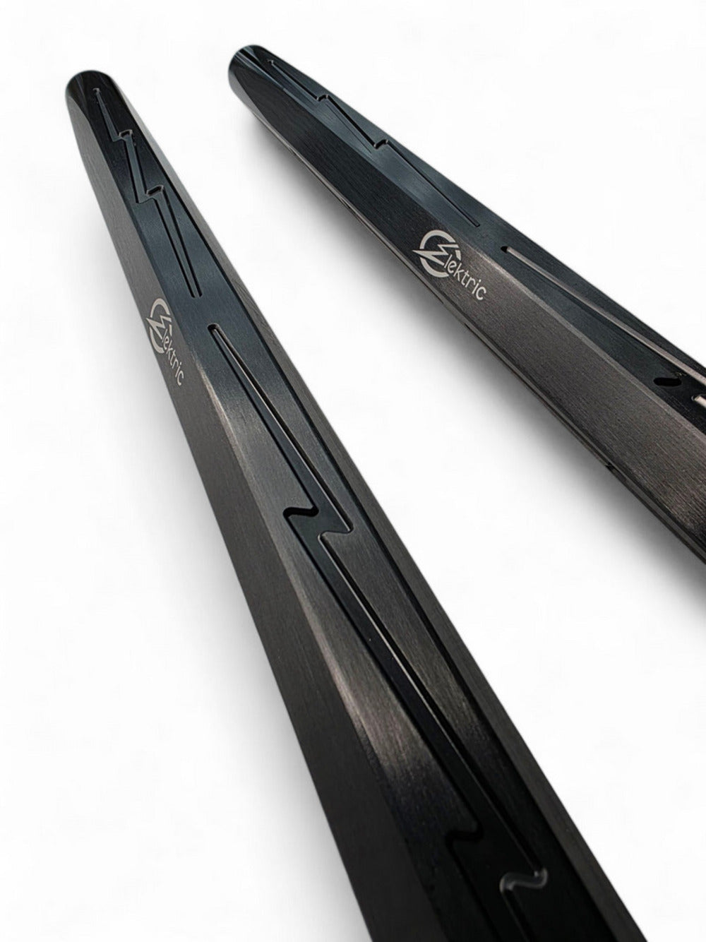 Elektric Offroad '17+ Can-Am Maverick X3 Anodized Black Billet Tie Rods - RS 72" Model Only