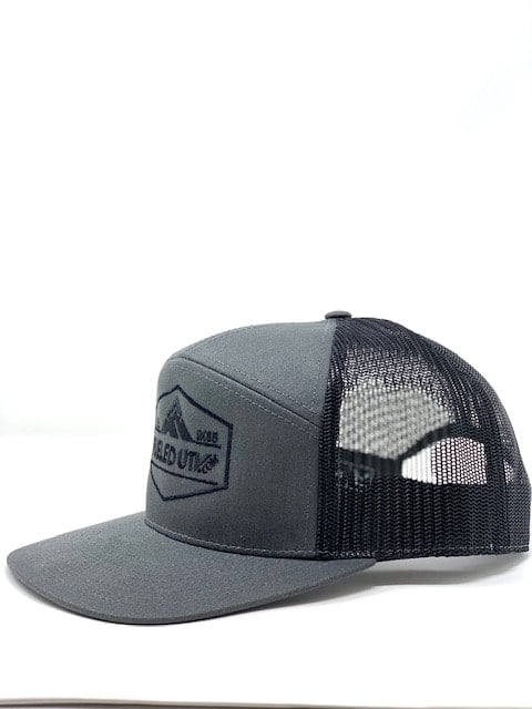 Fueled UTV 7-Panel Badge Snapback