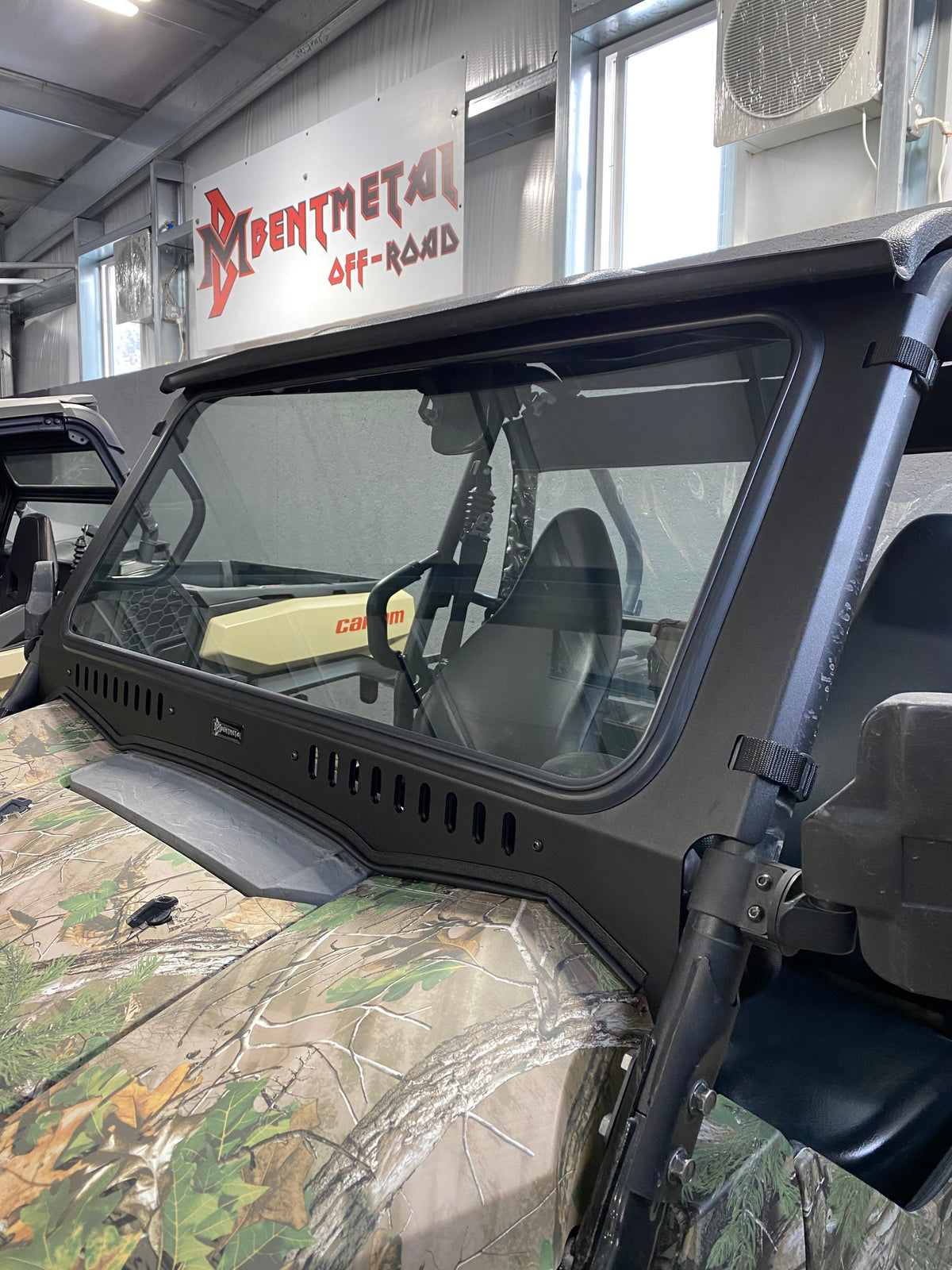 Bent Metal '16-'25 Kawasaki Teryx Vented Glass Windshield