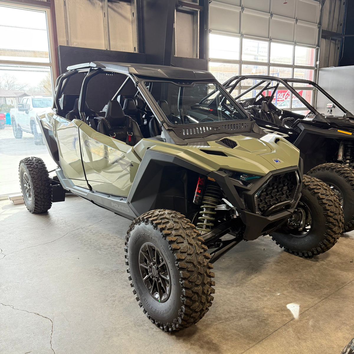 Bent Metal '25+ Polaris RZR Pro XP/Pro S Vented Glass Windshield