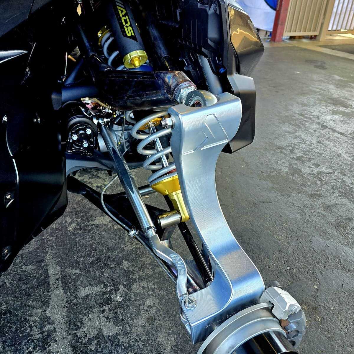 AVID Racing Can-Am Maverick R RACE Front Kit
