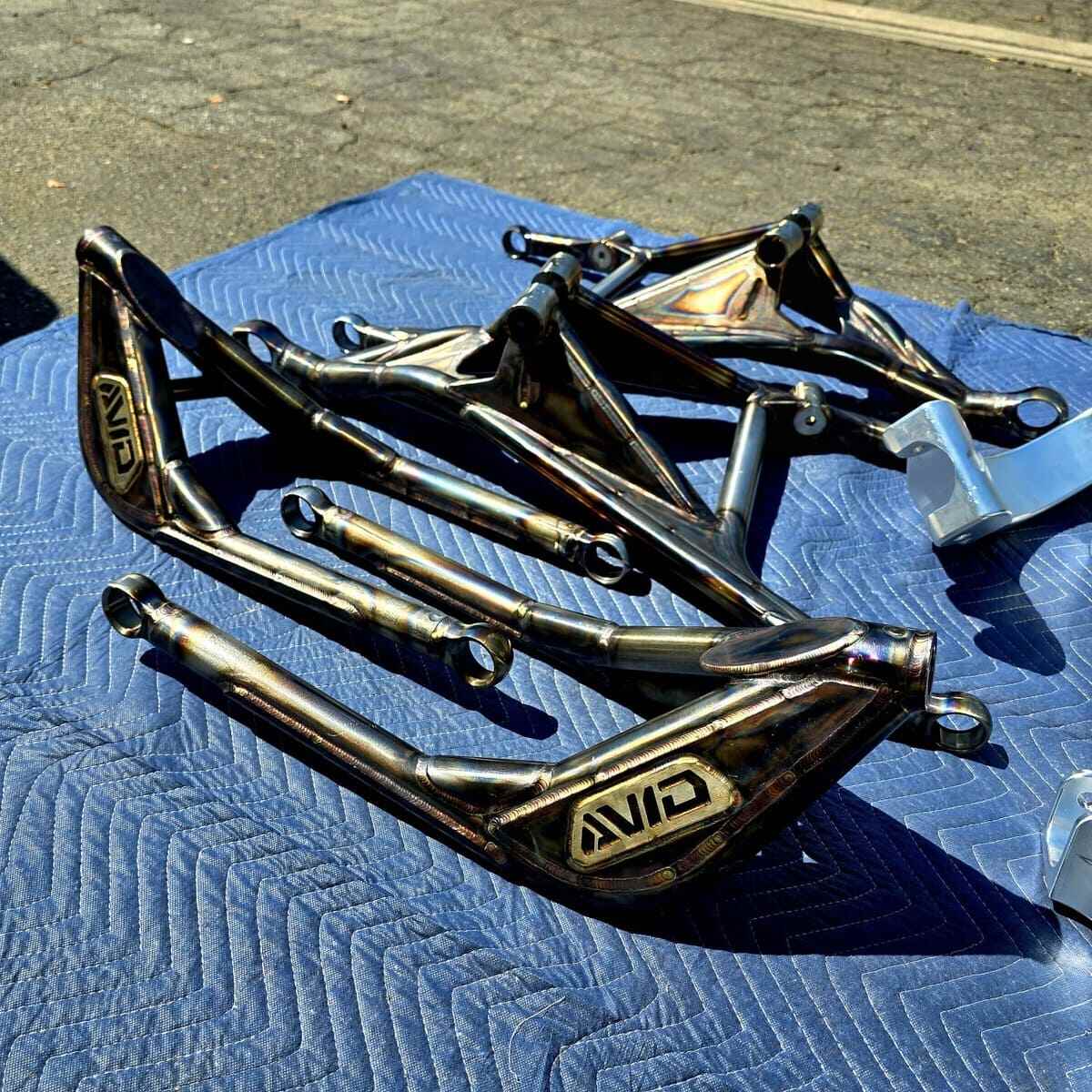 AVID Racing Can-Am Maverick R RACE Front Kit