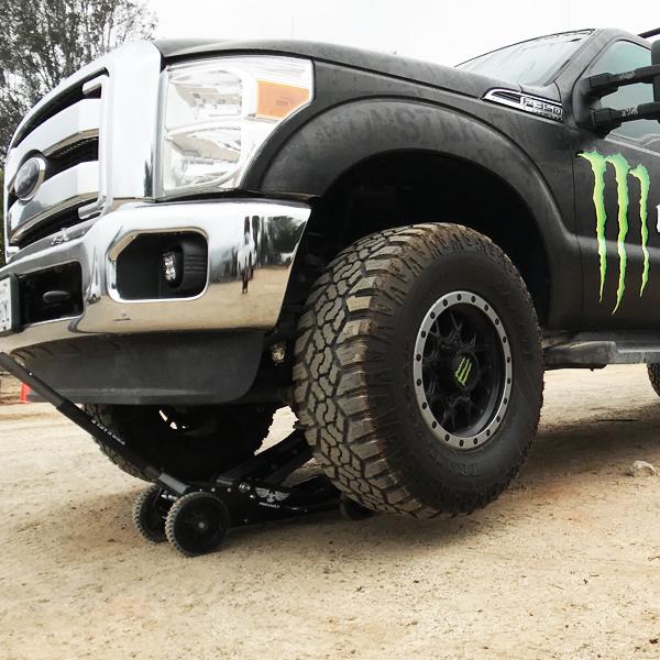 Pro Eagle 2 Ton Big Wheel Off Road Jack "The Beast"