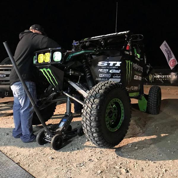 Pro Eagle 2 Ton Big Wheel Off Road Jack "The Beast"