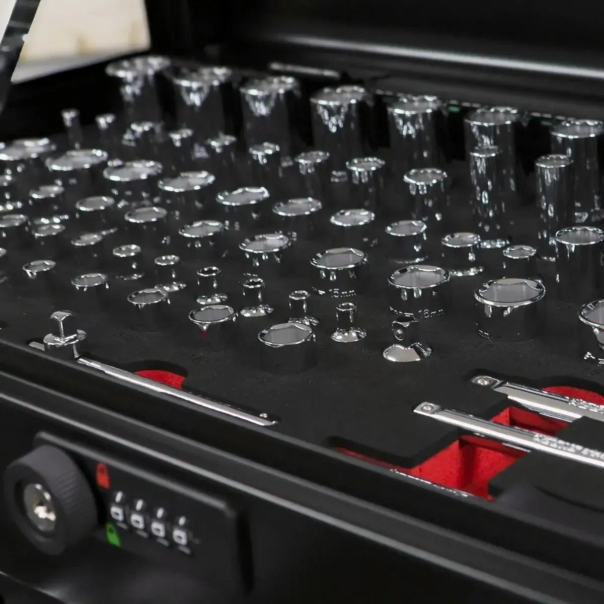 BoxoUSA Metric and SAE UTV Tool Set 258 Piece w/ 5 Drawer Hand Carry Tool Box Pro