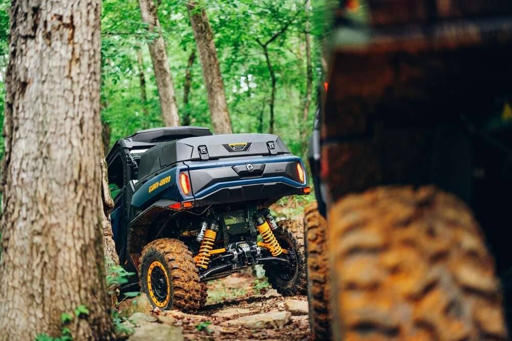 BRP '21-'27 Can-Am Commander All-Terrain Trunk Cover