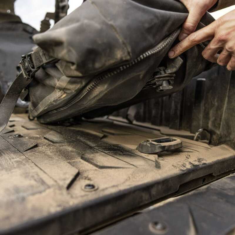 BRP Can-Am LinQ 10.6 Gal (40 L) Urban Bag - Black