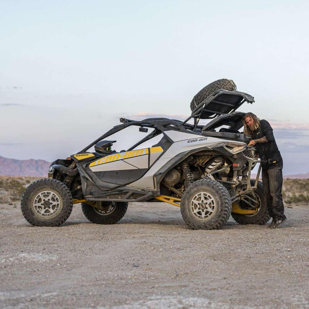 BRP Can-Am LinQ 9.2 US Gal/ 35 L Cooler