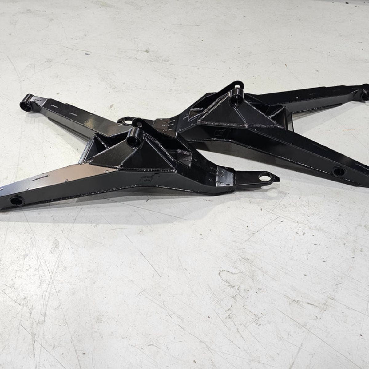 CT Race Worx Can-Am Maverick R Trail High Clearance Lower A-Arms