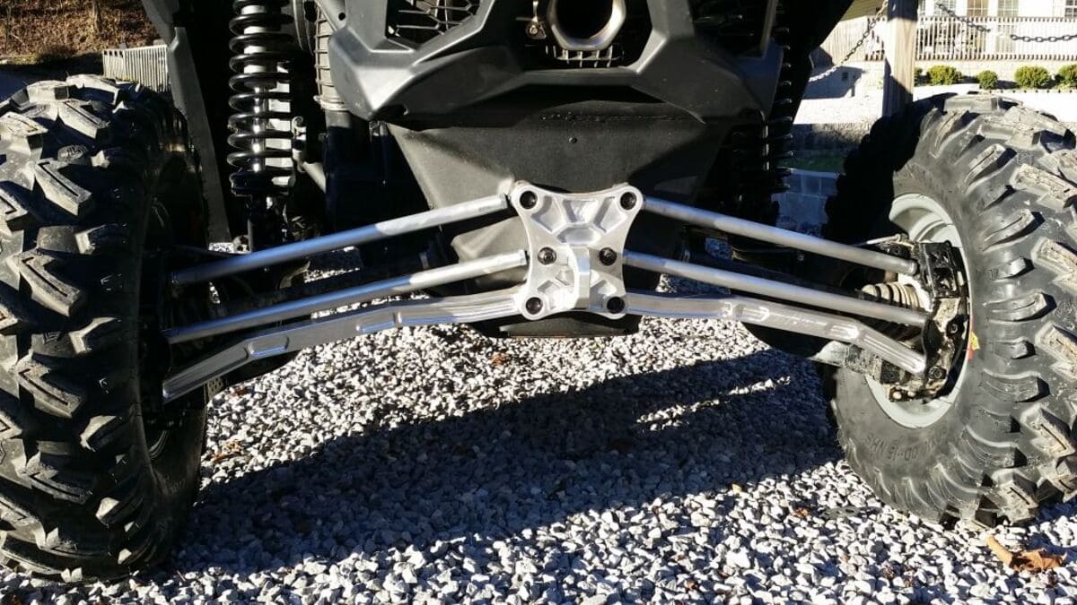 CT Race Worx Can-Am Maverick X3 64" High Clearance Worx Series Billet Radius Rod Kit