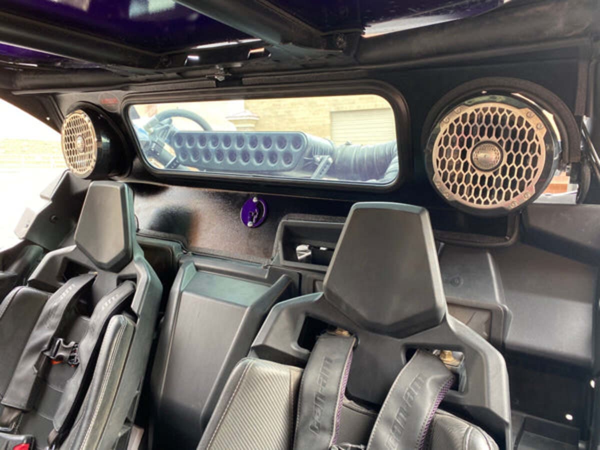 Dirt Warrior Accessories '16+ Can-Am Maverick X3 Cut-Out Rear Windshield W/Speaker