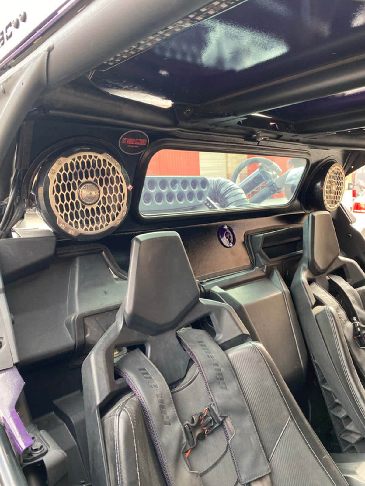 Dirt Warrior Accessories '16+ Can-Am Maverick X3 Cut-Out Rear Windshield W/Speaker