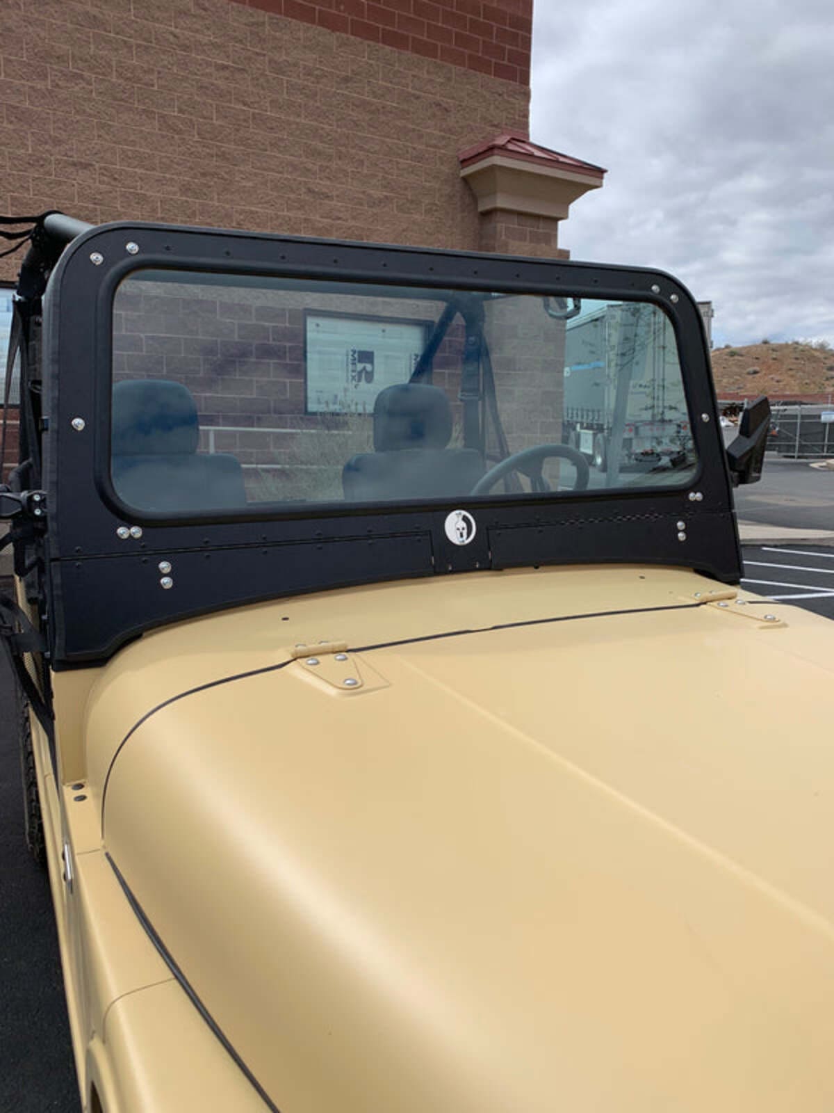 Dirt Warrior Accessories '18+ Mahindra Roxor Front Windshield