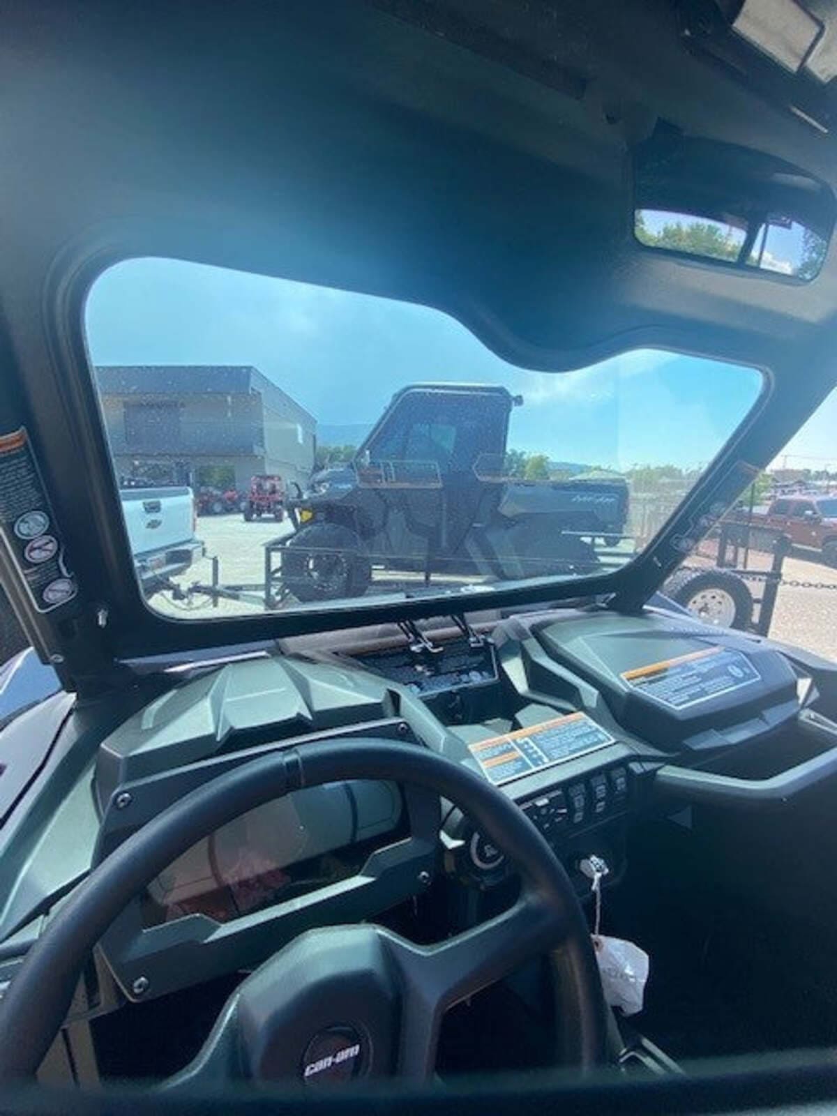 Dirt Warrior Accessories '21+ Can-Am Commander Front Windshield