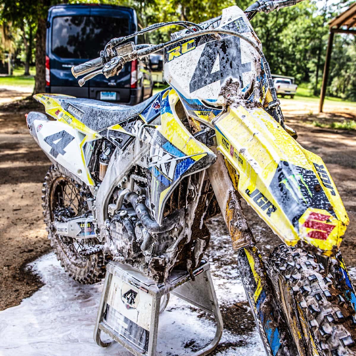 Slick Products Off-Road Wash + Foam Gun Bundle