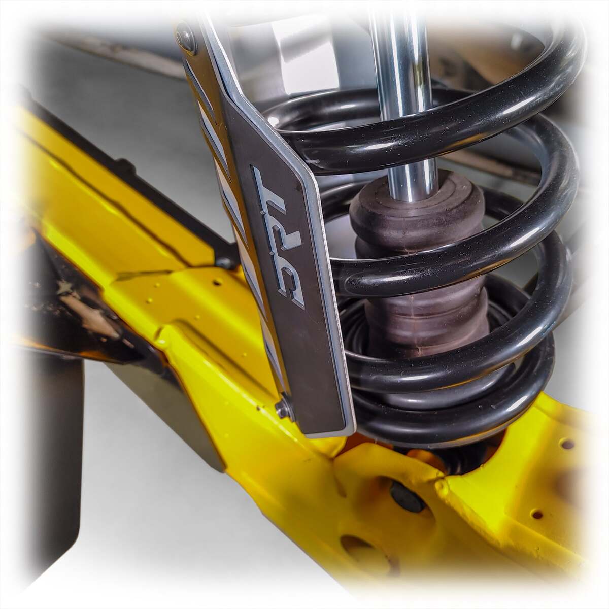 DRT '17+ Can-Am Maverick X3/R Rear Aluminum Shock Guards