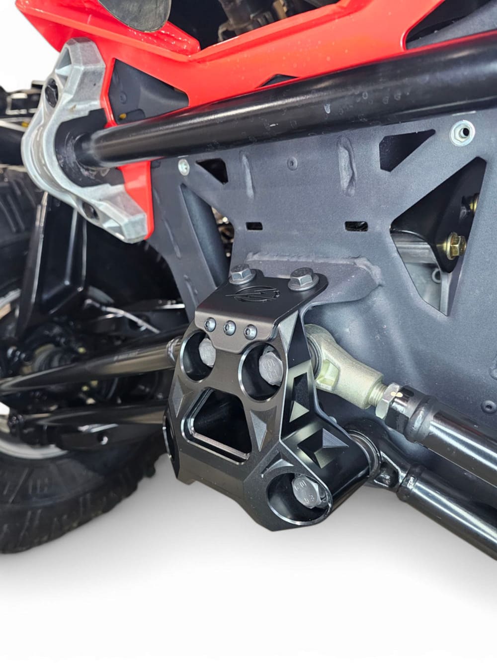 Elektric Offroad '24+ Can-Am Maverick R Billet Radius Rod Plate - Black
