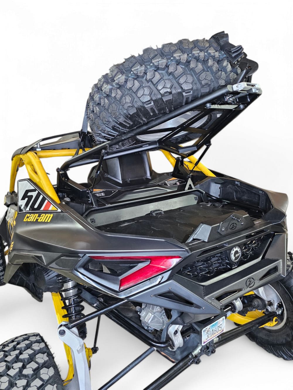 Elektric Offroad '24 Can-Am Maverick R EOD Volt Tire Rack