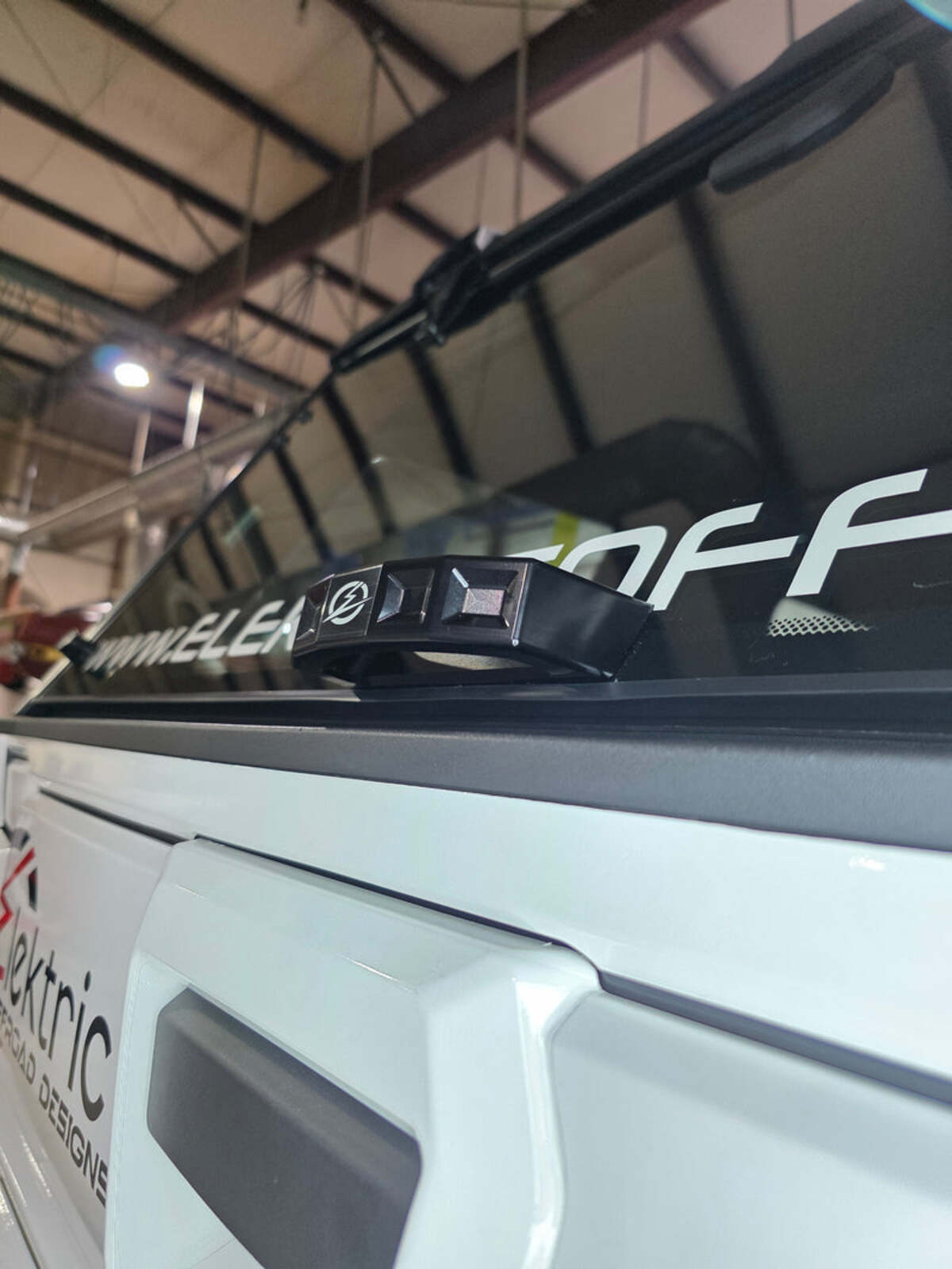 Elektric Offroad '24+ Polaris Xpedition Anodized Black Rear Glass Handle