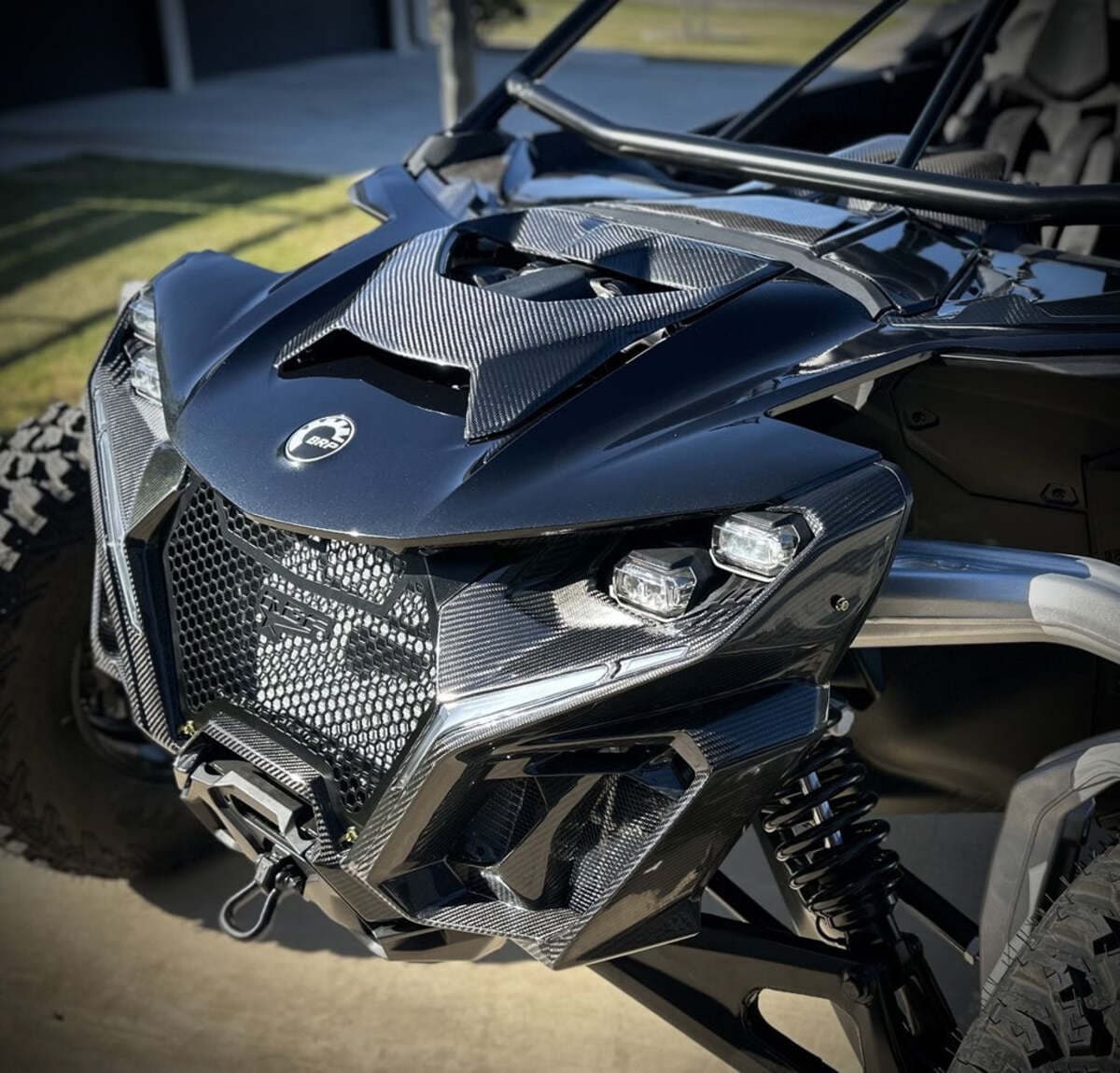 Fourwerx Can-Am Maverick R Carbon Fiber SR Center Hood