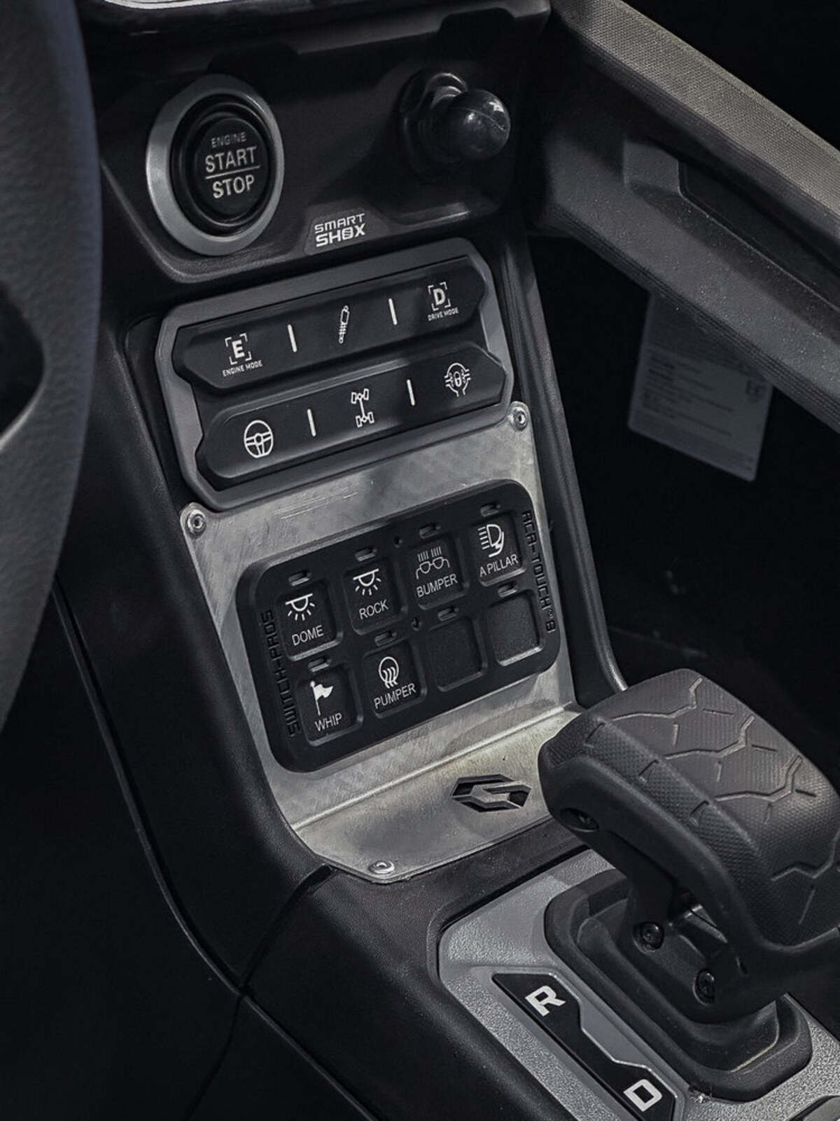Geiser Performance Can-Am Maverick R Switch Pro Dash Mount