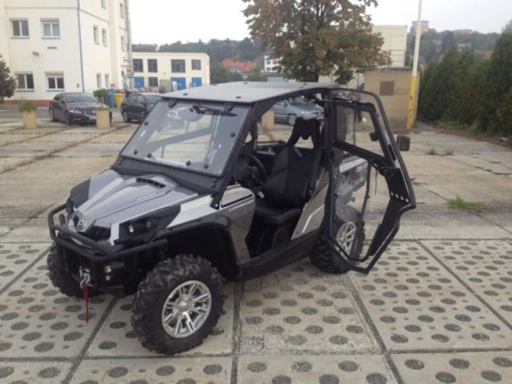 Hard Cabs '14 Can-Am Commander 1000 Cab Kit