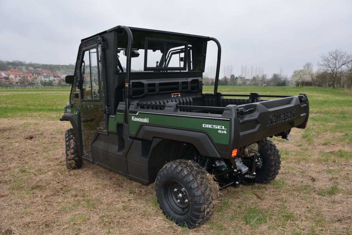 Hard Cabs '15 Kawasaki Mule Pro FX/ DX Cab Kit