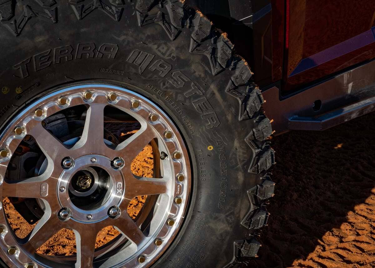 HCR Suspension Polaris General 1000 OEM 2.5" Width Forward Offset A-Arms