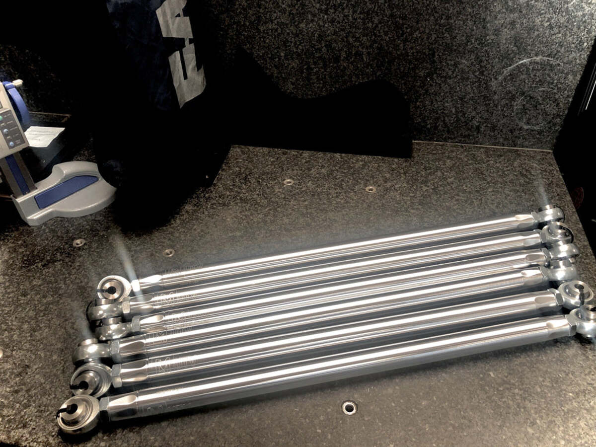 LM UTV Can-Am Maverick X3 7075 72"/6 Piece Radius Rod Kit