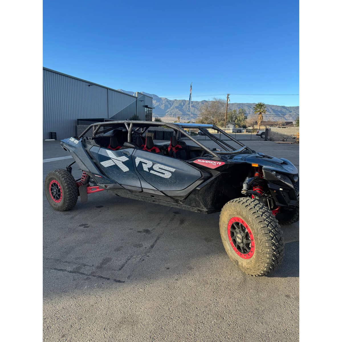 LSK Can Am Maverick R Max - 4 Seat Radius Cage