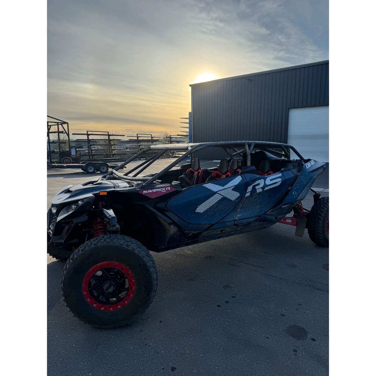 LSK Can Am Maverick R Max - 4 Seat Radius Cage