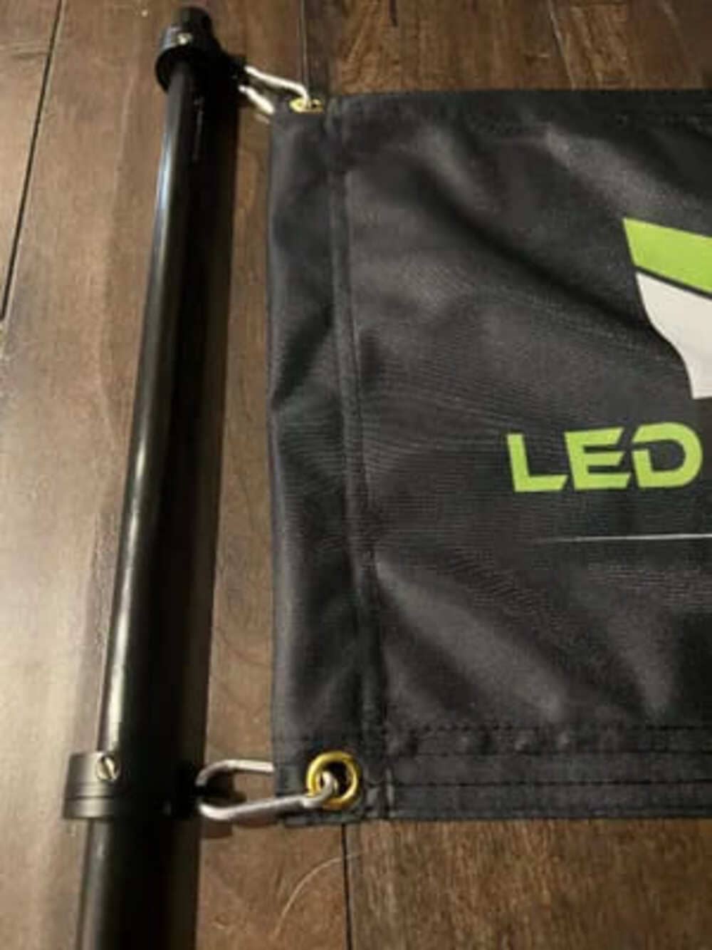 M Whips Swivel Day Single Whip Flag Clips