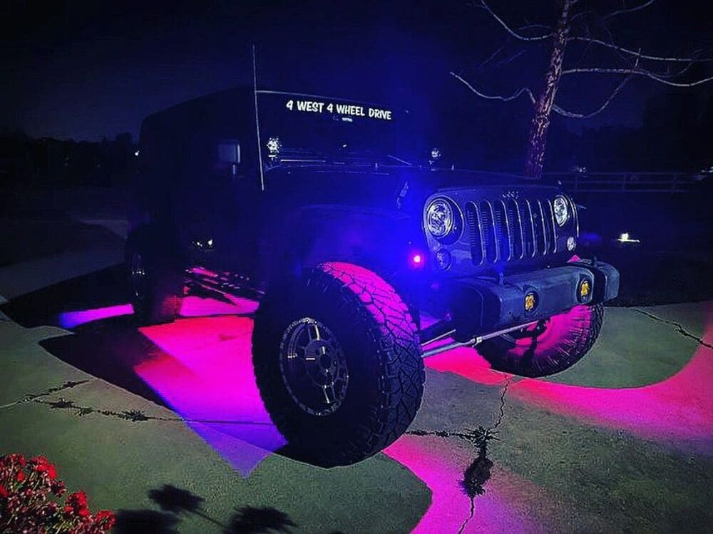 M Whips T2 RGB/RGBW Bluetooth Chasing Rock Light Kit