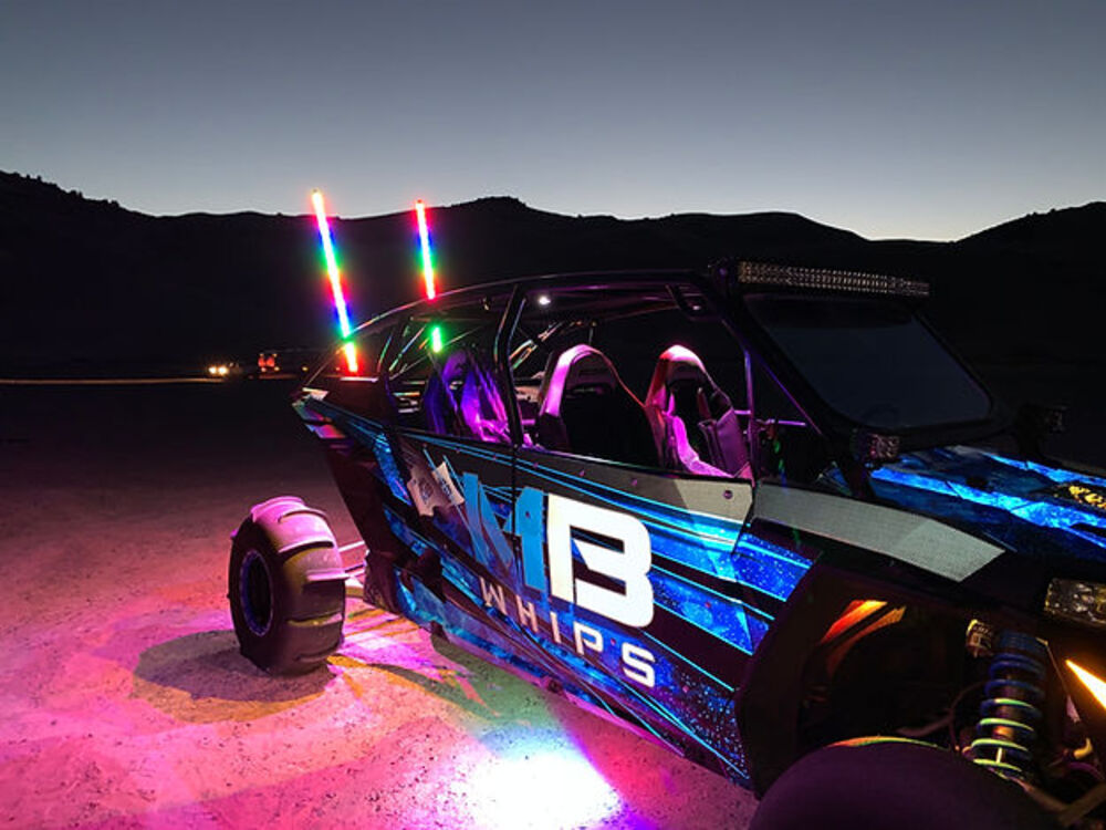 MB Whips Flash Whip - Pair