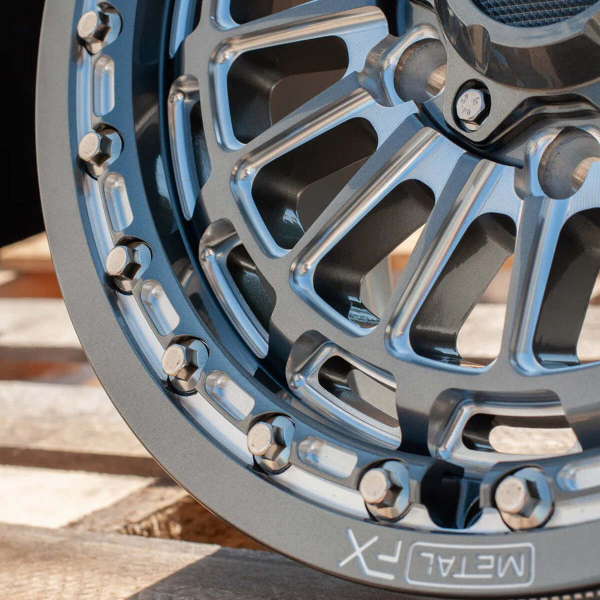 MetalFX Delta 6R UTV Beadlock Wheel Kit - Gunmetal Contrasta Cut