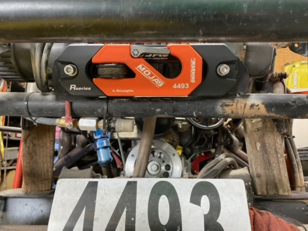 Mojab Off-Road Aluminum Recessed Winch Shackle with Closed Latch & Fairlead Kit