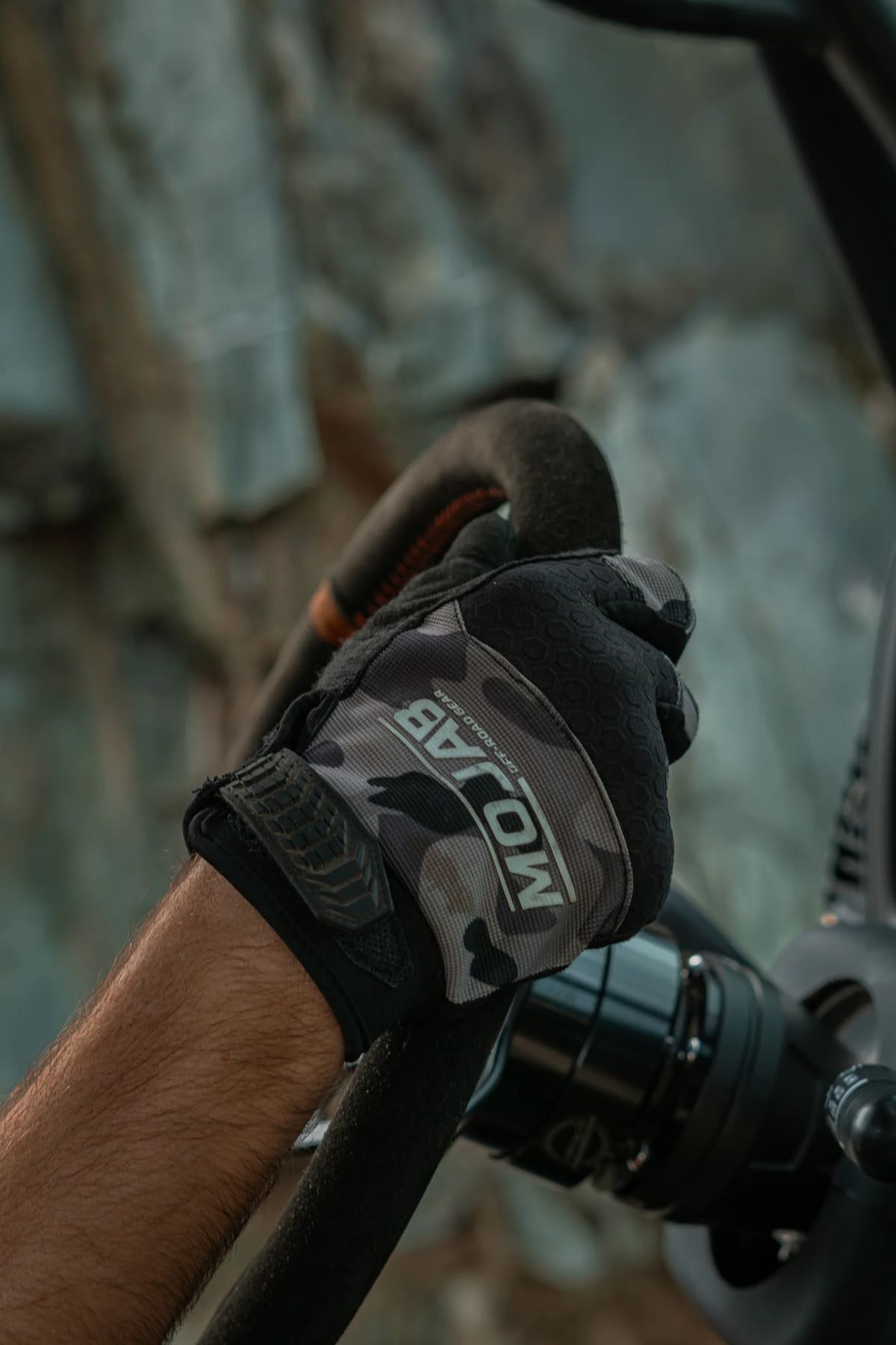Mojab Off-Road Camo Design Touchscreen compatible Work/ Driving Gloves
