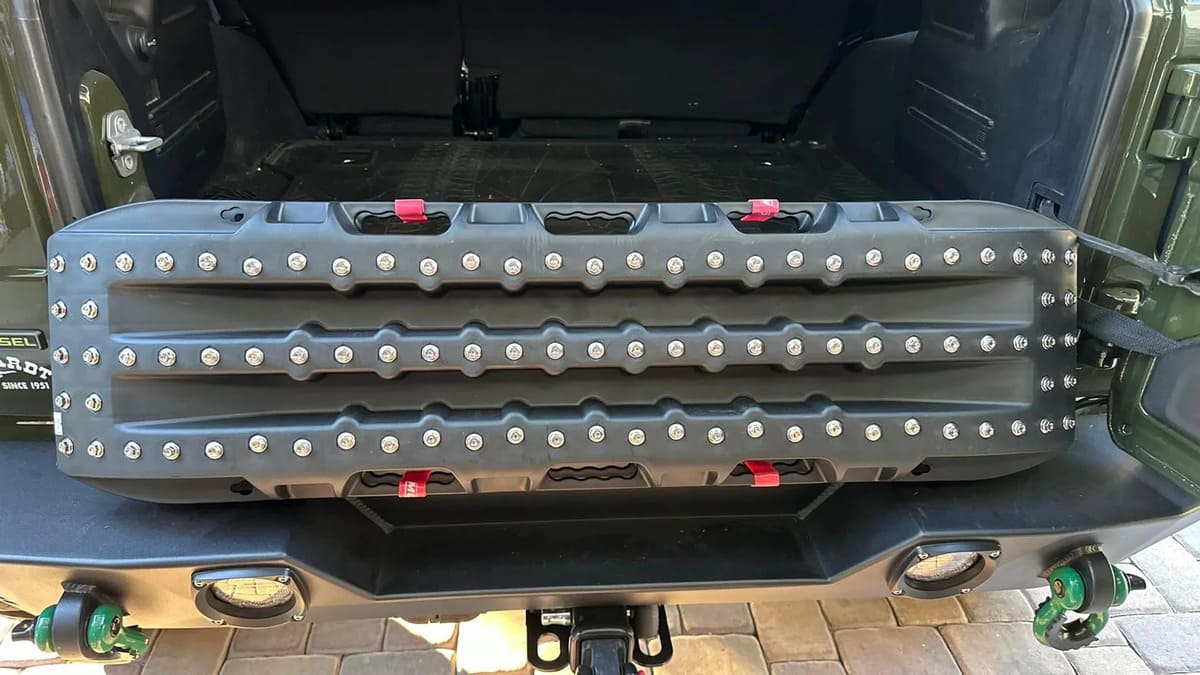 Mojab Off-Road Ultimate Traction Recovery Board with Steel Plugs & Storage Bag