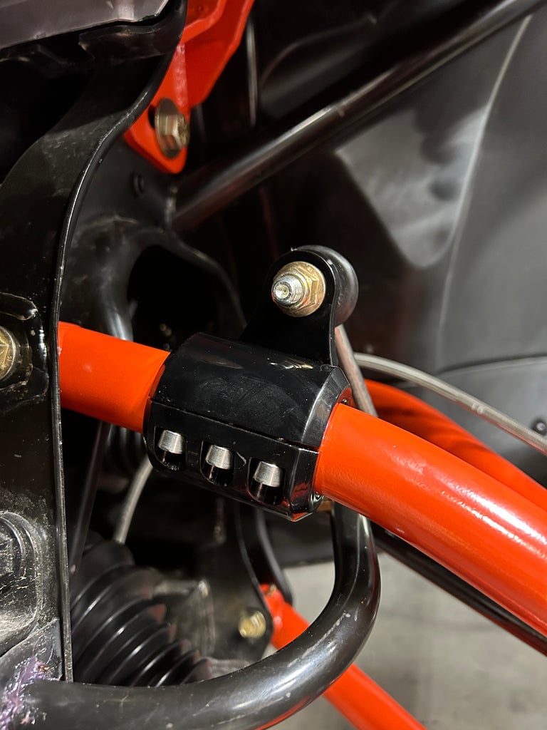 Moorehead Offroad Can-Am Defender 65" Bolt On Front Sway Bar Mount