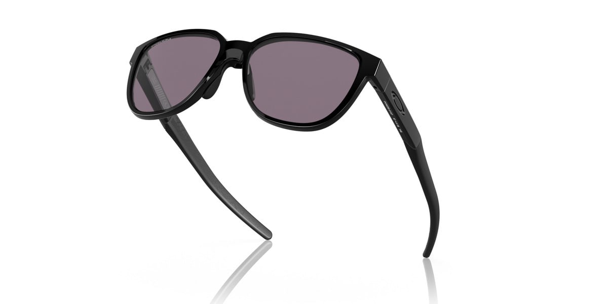 Oakley Actuator