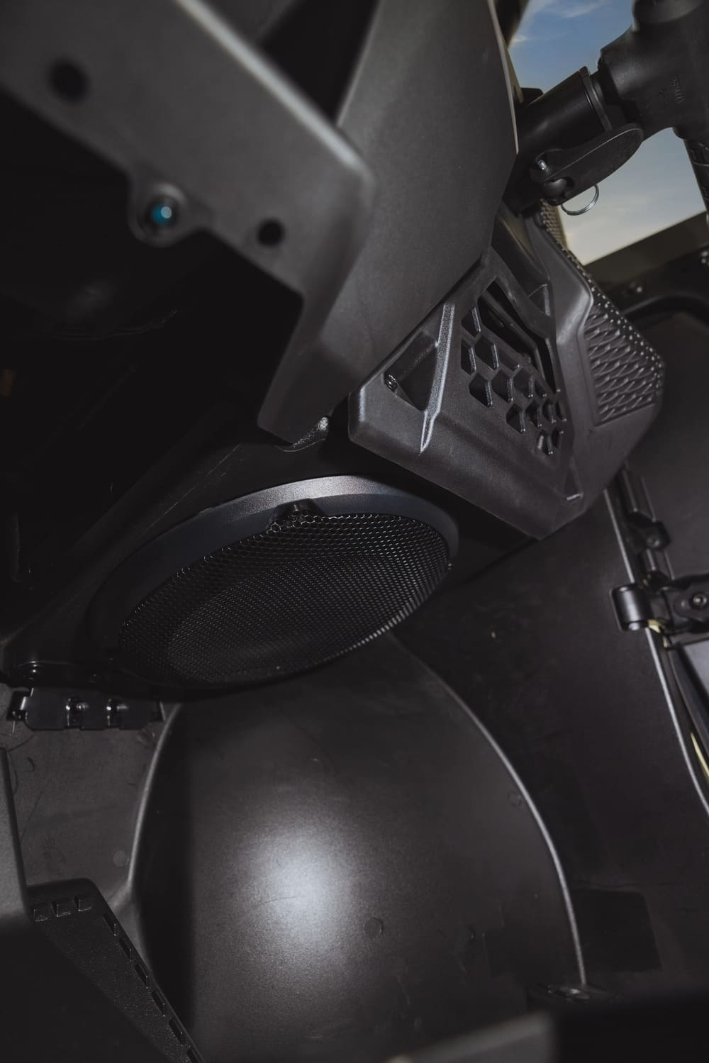 Polaris RZR XP 1000 Stage 4 Audio Upgrade by Rockford Fosgate