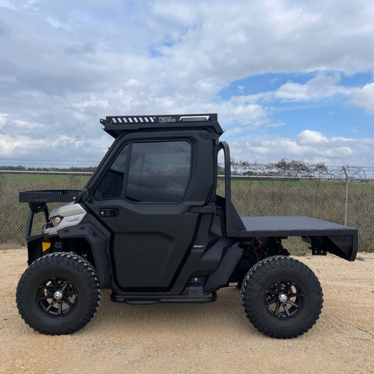Ranch Armor Can-Am Defender Limited HVAC Single Cab Metal Top