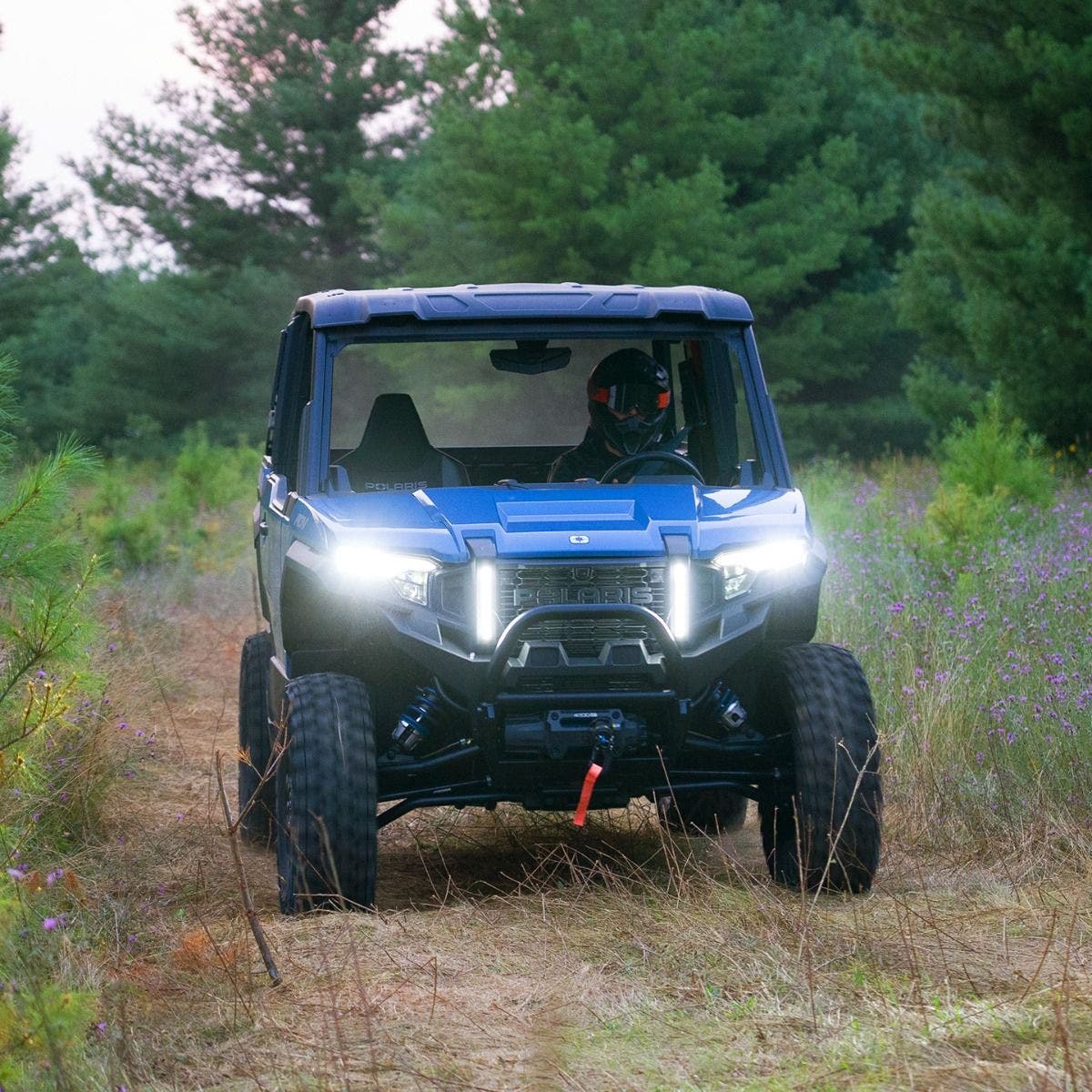 Ravek Polaris Xpedition Plug & Play Apex Lights White Running Lights